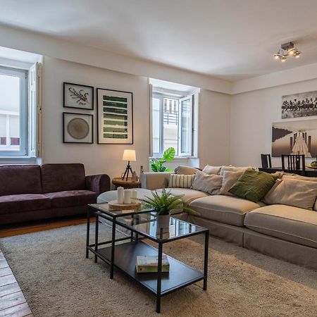32 -Lovely 2 Bedroom Apt In Principe Real Lissabon Buitenkant foto