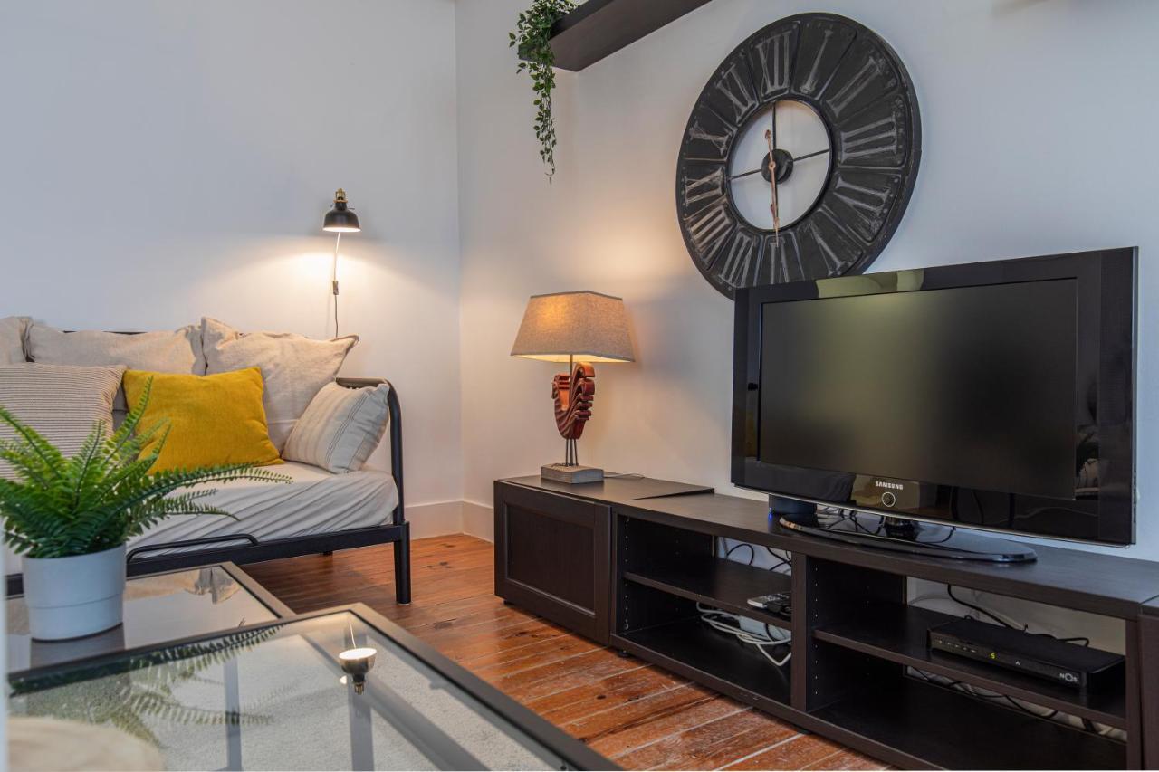 32 -Lovely 2 Bedroom Apt In Principe Real Lissabon Buitenkant foto